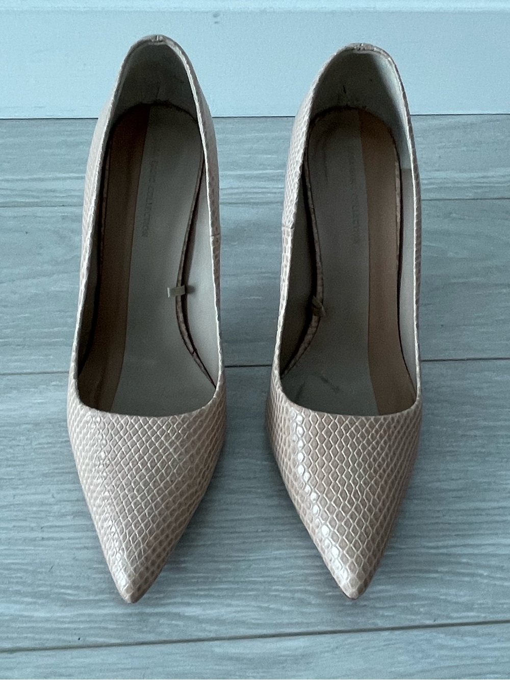 Zara Beige Snake-Embossed Pointed Toe Pumps Size 39